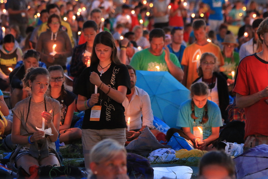 Pope Francis invites youth to be magnanimous!